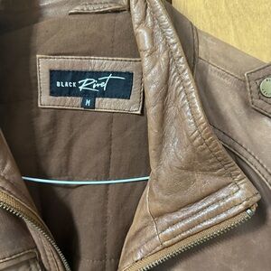 Vintage Men’s medium leather jacket.